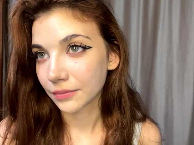 MyrleLinnan live cam on BongaCams