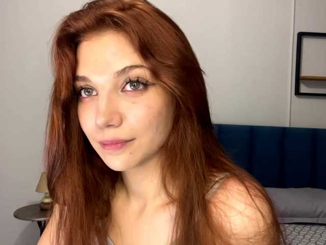 MyrleLinnan live cam on BongaCams