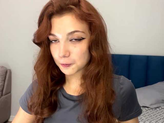 MyrleLinnan live cam on BongaCams