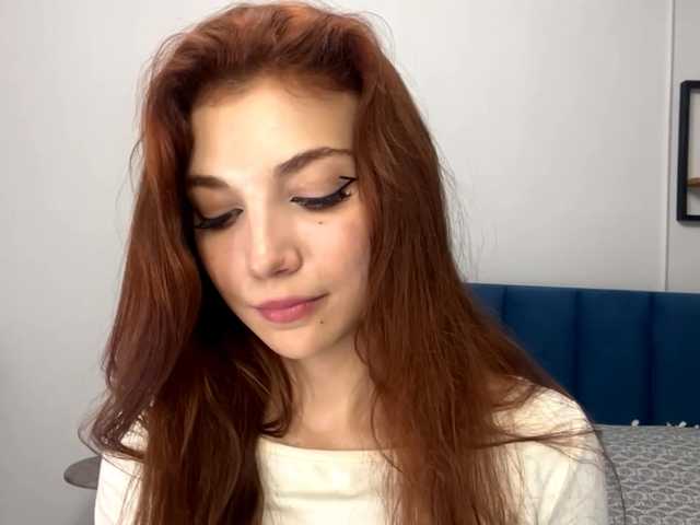 MyrleLinnan live cam on BongaCams