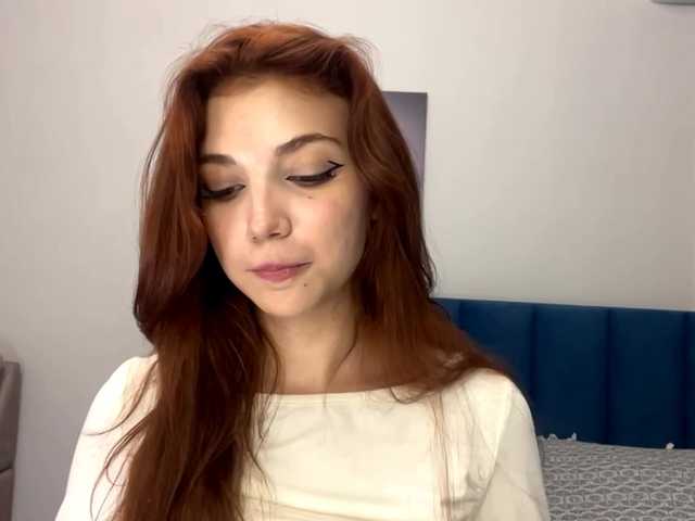 MyrleLinnan live cam on BongaCams