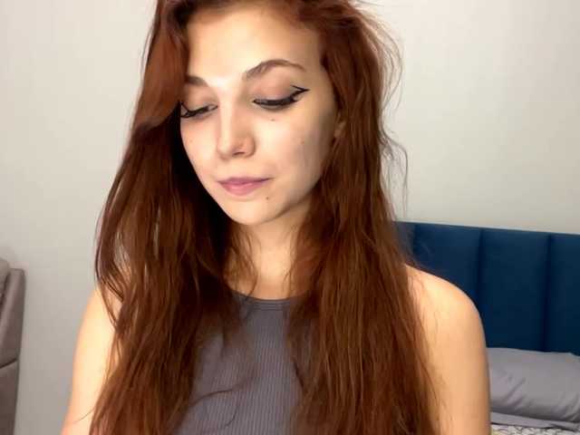 MyrleLinnan live cam on BongaCams