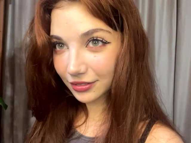 MyrleLinnan live cam on BongaCams