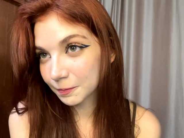 MyrleLinnan live cam on BongaCams