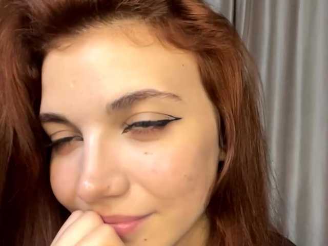 MyrleLinnan live cam on BongaCams
