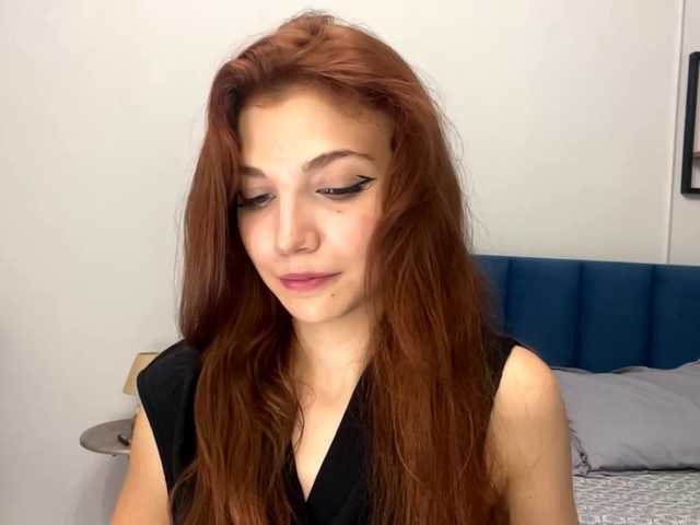 MyrleLinnan live cam on BongaCams
