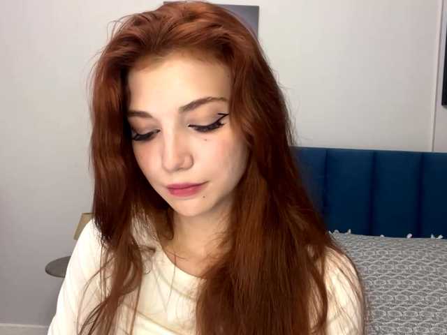 MyrleLinnan live cam on BongaCams