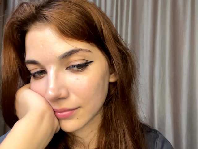 MyrleLinnan live cam on BongaCams