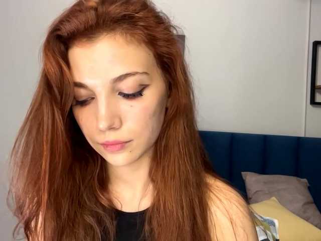 MyrleLinnan live cam on BongaCams