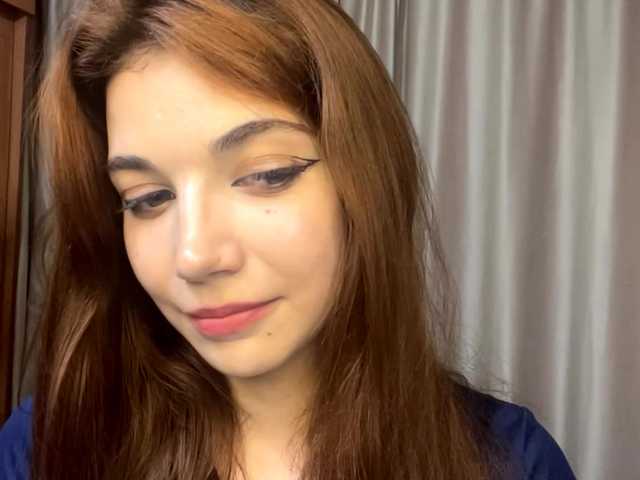 MyrleLinnan live cam on BongaCams