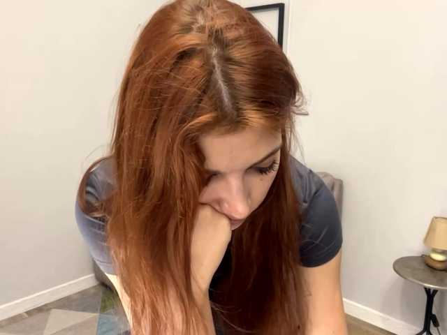 MyrleLinnan live cam on BongaCams