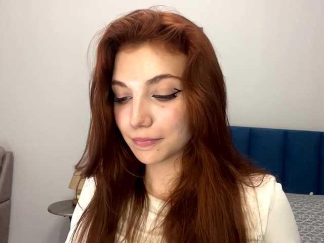 MyrleLinnan live cam on BongaCams