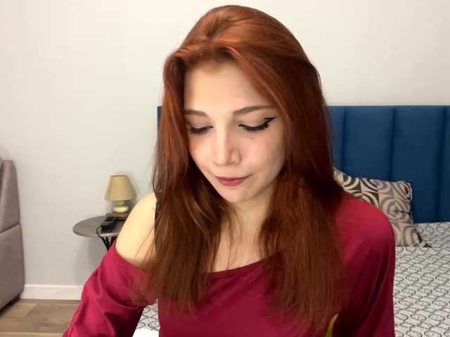 MyrleLinnan live cam on BongaCams