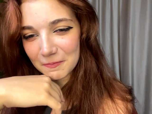 MyrleLinnan live cam on BongaCams