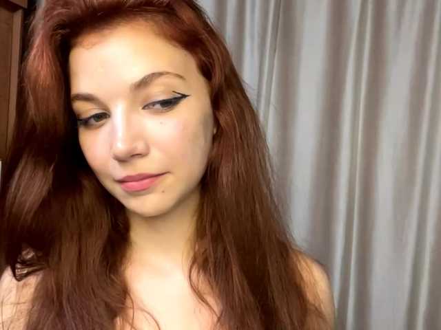 MyrleLinnan live cam on BongaCams