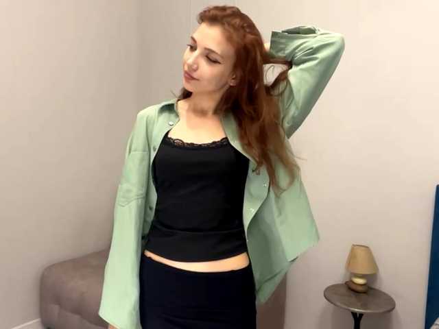 MyrleLinnan live cam on BongaCams