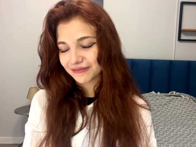MyrleLinnan live cam on BongaCams