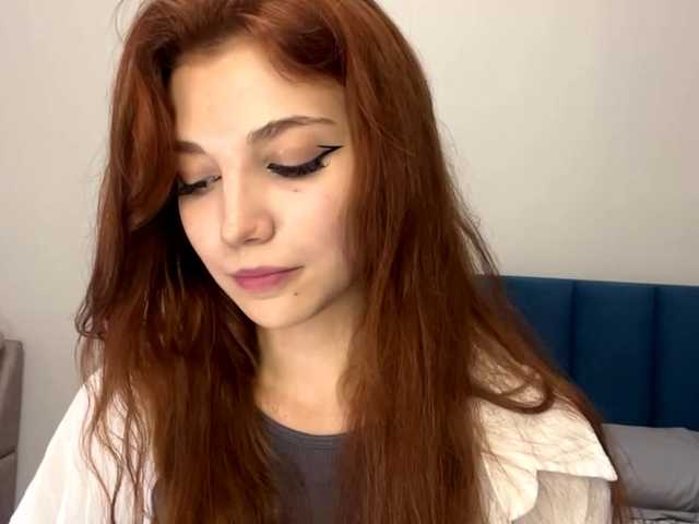 MyrleLinnan live cam on BongaCams