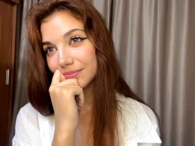 MyrleLinnan live cam on BongaCams
