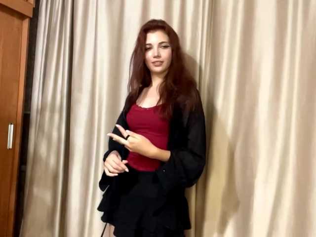 MyrleLinnan live cam on BongaCams