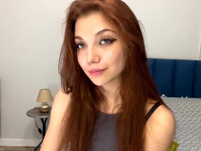 MyrleLinnan live cam on BongaCams