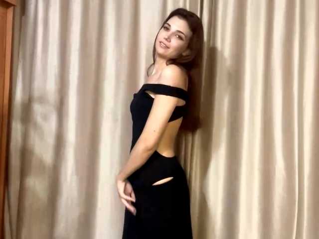 MyrleLinnan live cam on BongaCams