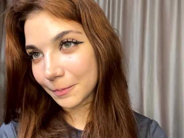 MyrleLinnan live cam on BongaCams
