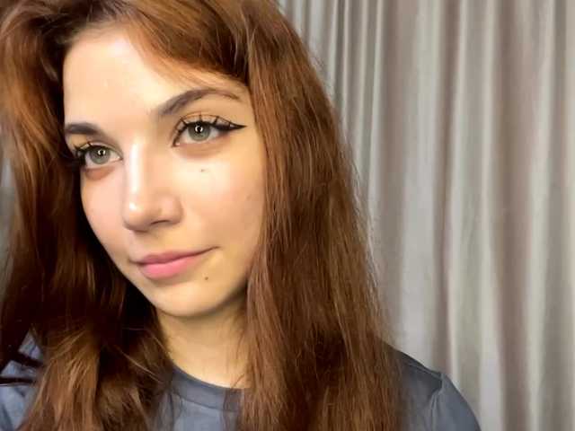MyrleLinnan live cam on BongaCams