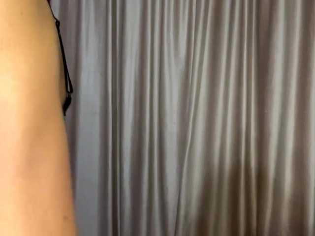MyrleLinnan live cam on BongaCams
