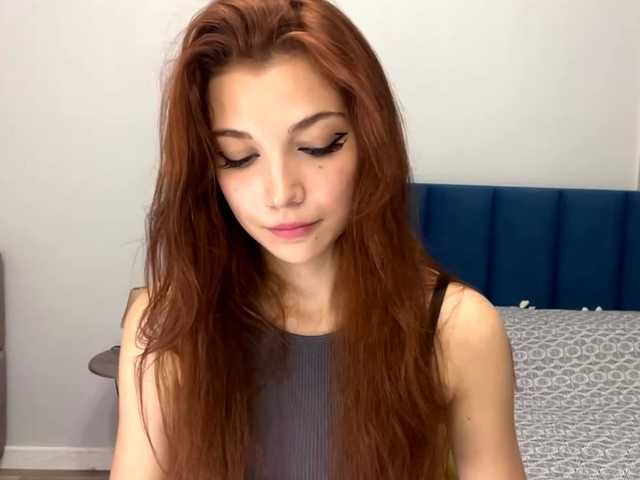 MyrleLinnan live cam on BongaCams