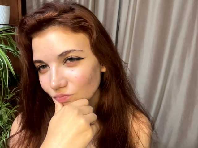 MyrleLinnan live cam on BongaCams