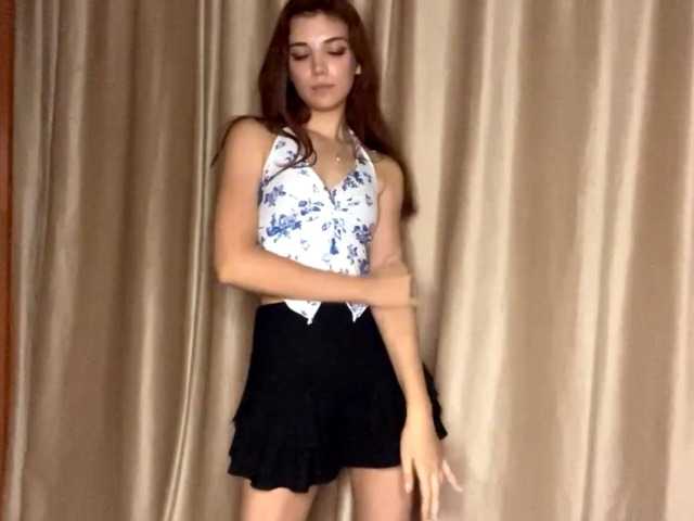MyrleLinnan live cam on BongaCams