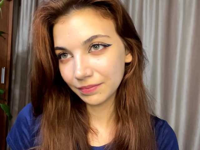 MyrleLinnan live cam on BongaCams