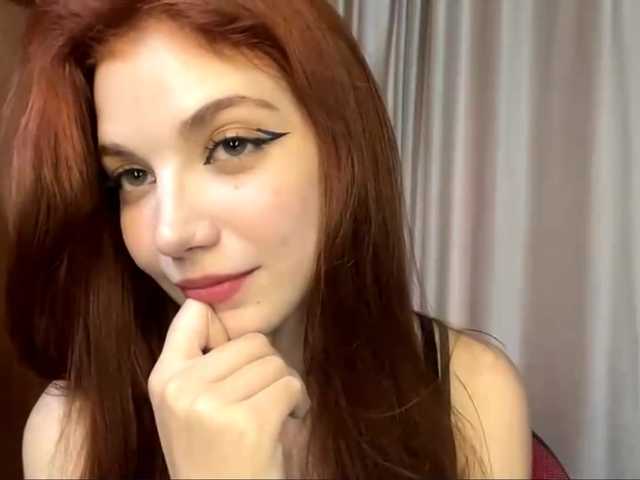 MyrleLinnan live cam on BongaCams