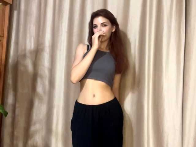 MyrleLinnan live cam on BongaCams