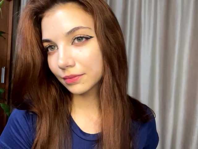 MyrleLinnan live cam on BongaCams