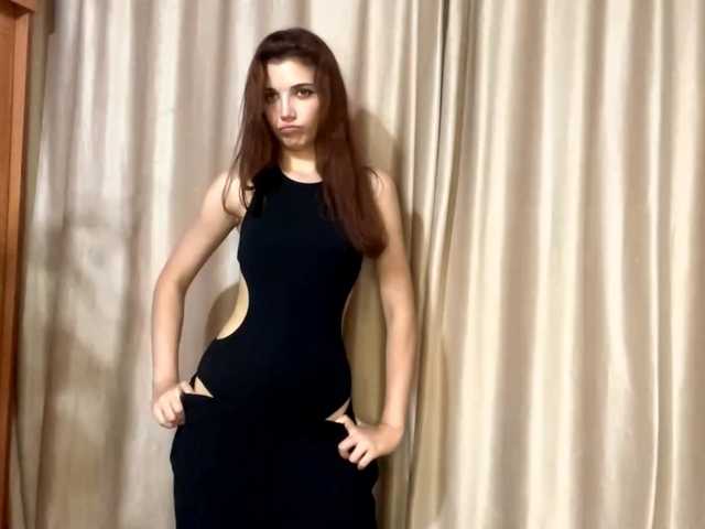 MyrleLinnan live cam on BongaCams