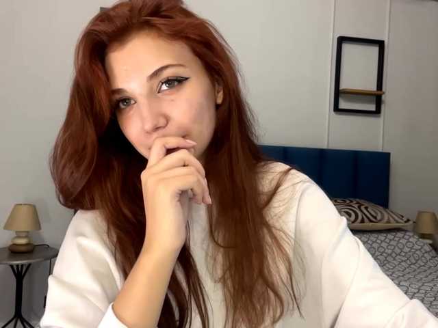 MyrleLinnan live cam on BongaCams