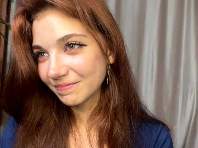 MyrleLinnan live cam on BongaCams
