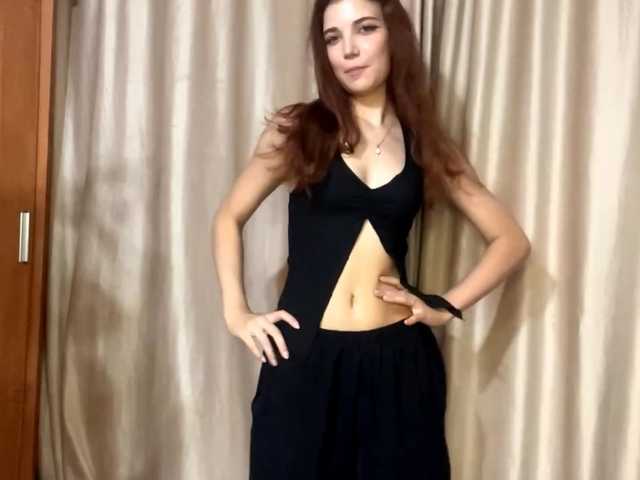 MyrleLinnan live cam on BongaCams