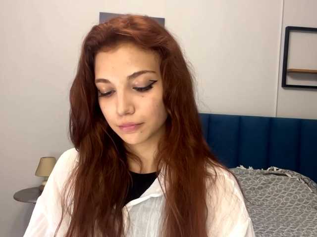 MyrleLinnan live cam on BongaCams