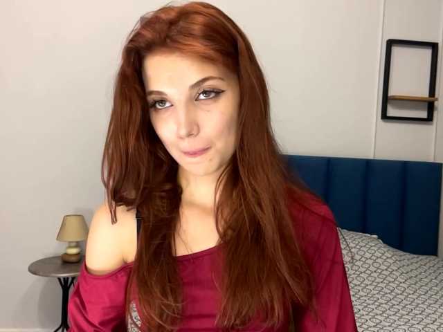 MyrleLinnan live cam on BongaCams