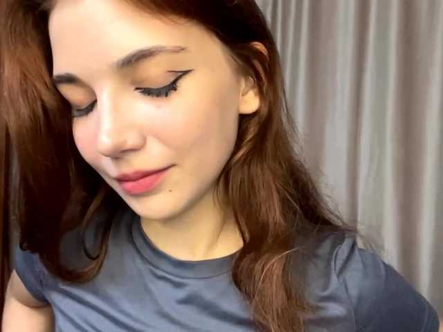 MyrleLinnan live cam on BongaCams