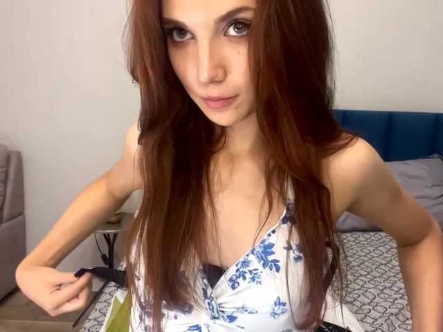 MyrleLinnan live cam on BongaCams
