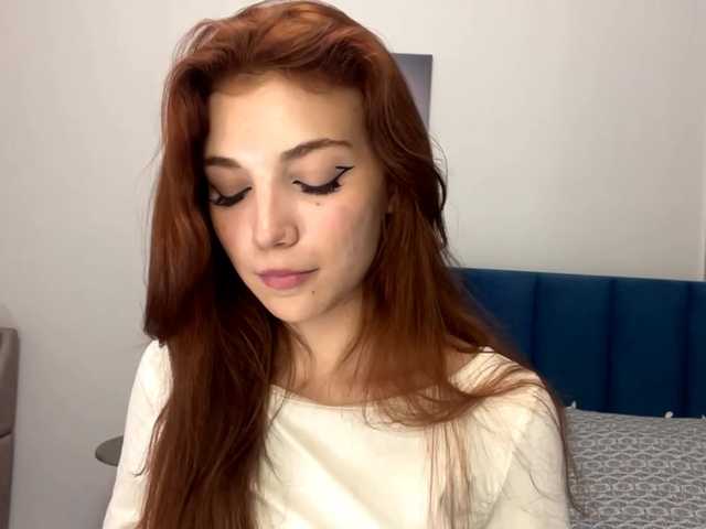 MyrleLinnan live cam on BongaCams