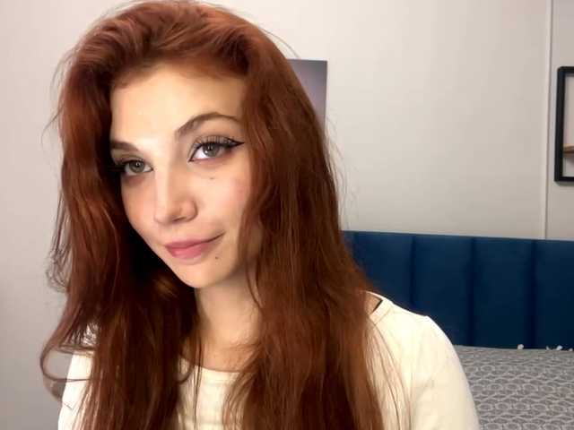 MyrleLinnan live cam on BongaCams