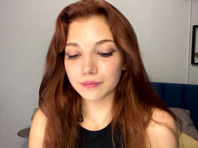 MyrleLinnan live cam on BongaCams