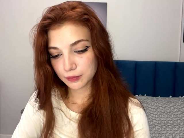 MyrleLinnan live cam on BongaCams