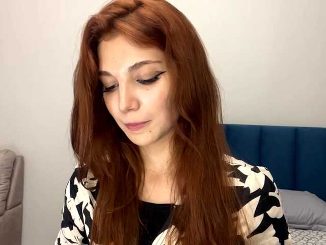 MyrleLinnan live cam on BongaCams