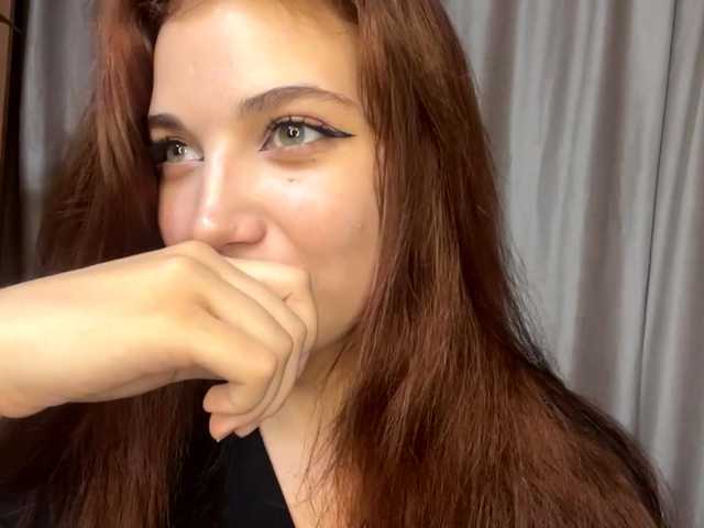 MyrleLinnan live cam on BongaCams